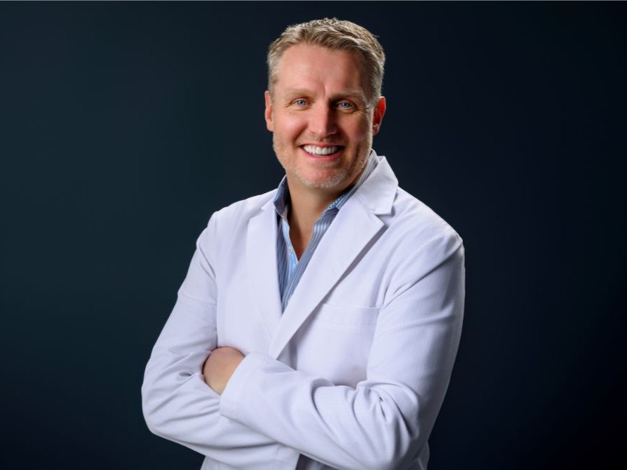 Anchorage, AK, expert dentist Dr. Richard Crosby